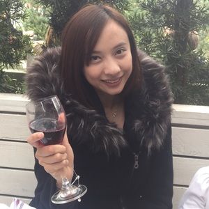 Meet your Posher, Stacy